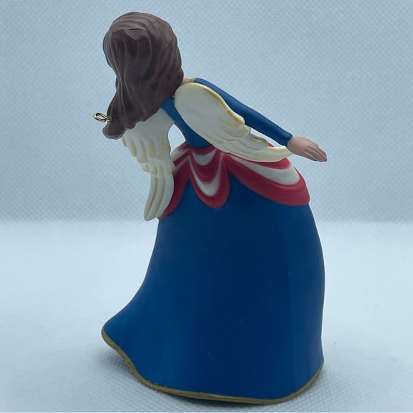 Hallmark Keepsake ornament- “America” - Picture 2 of 4